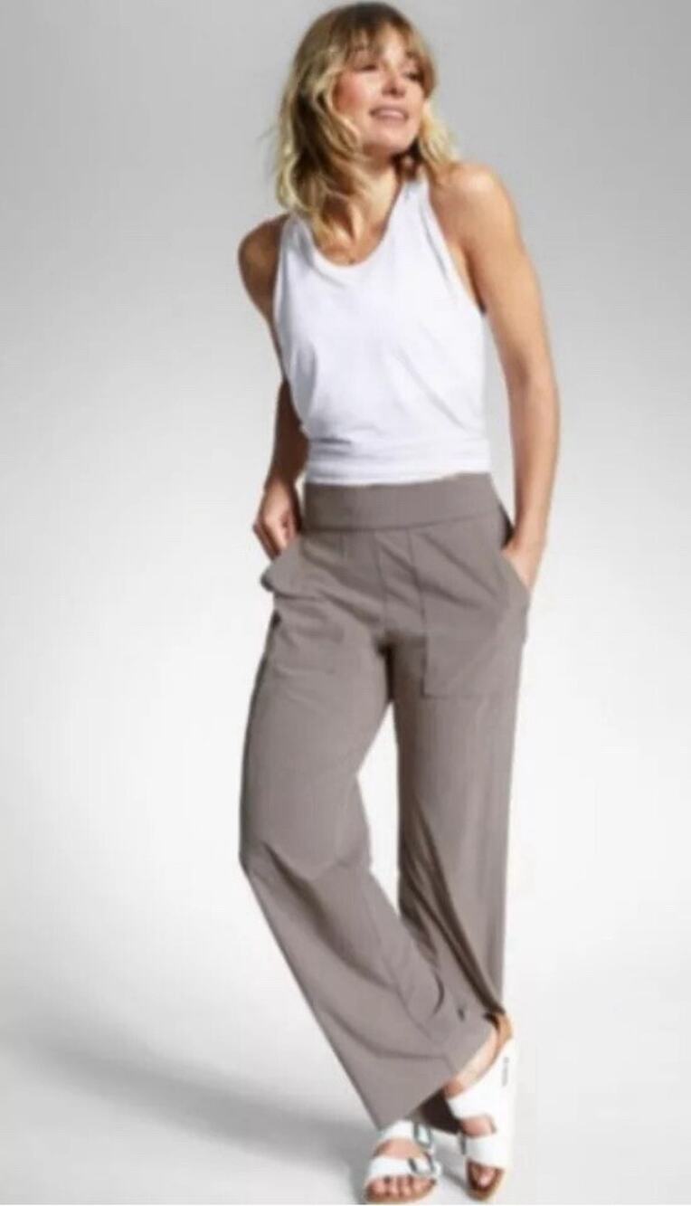 NEW Athleta Womens‎ Chelsea Wide Leg Pant Size 12 Sage Green 5-pocket Zip Travel